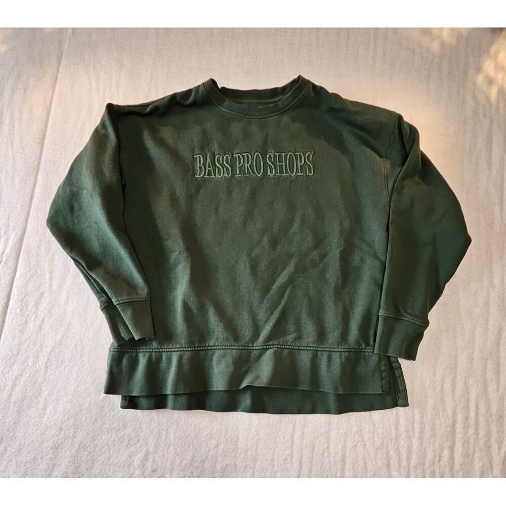 Women's Bass Pro Shop Embroidered Green Sweatshirt Small Long Sleeve Crewneck